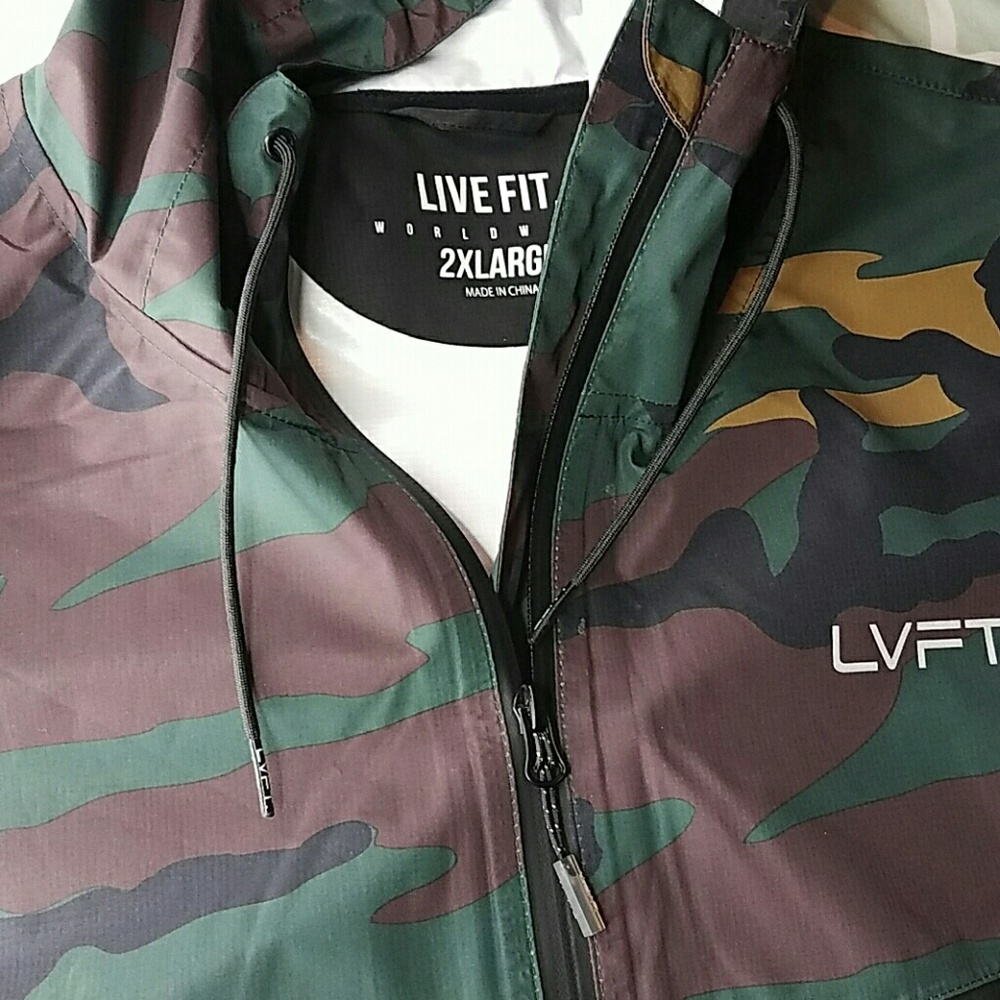 New LIVE FIT Mens waterproof Jacket